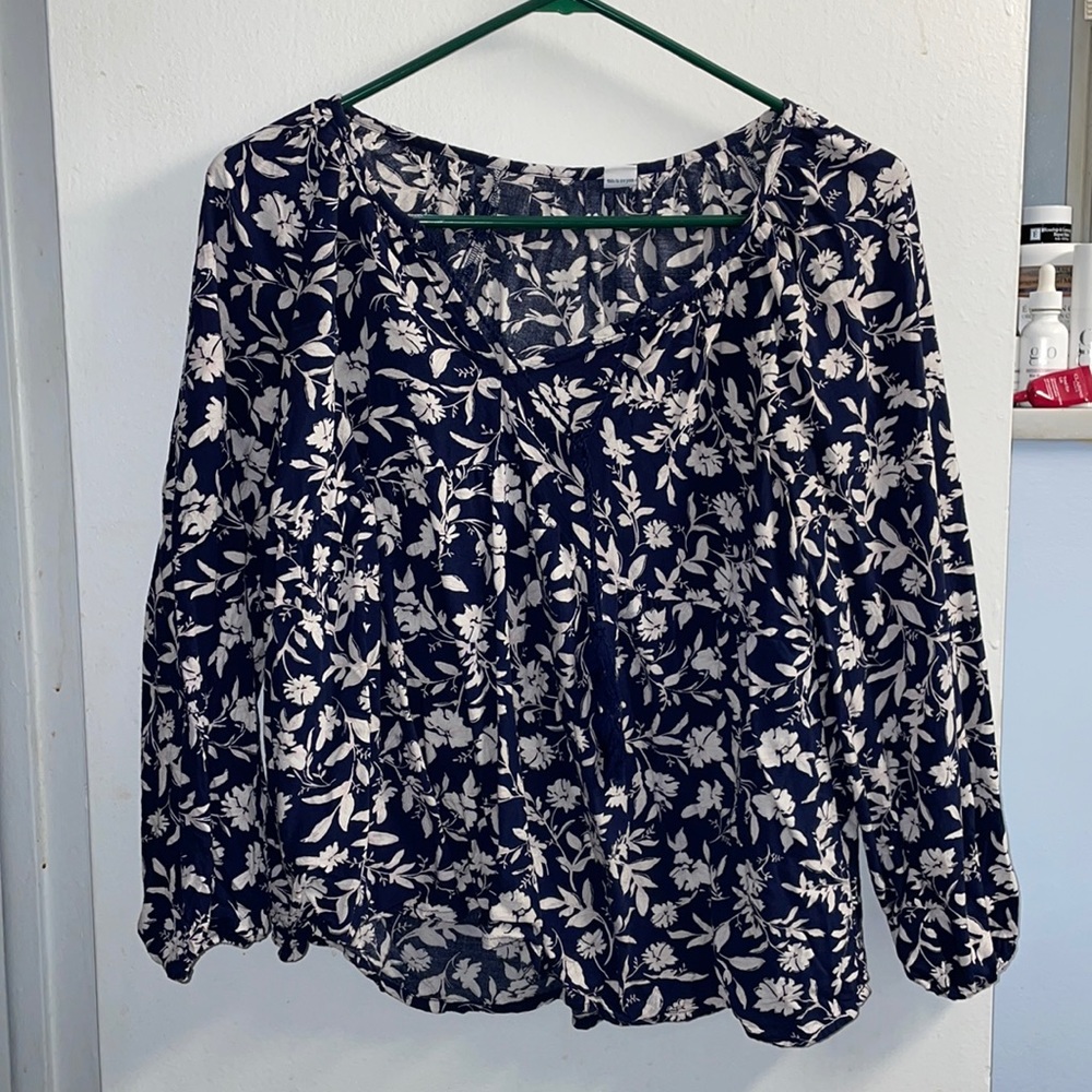 Old Navy Blouse Size M